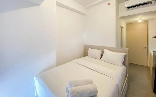 Warm And Homey Studio Tokyo Riverside Pik 2 Apartment