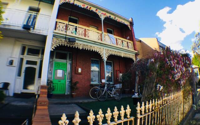 Landing Pads Brunswick - Hostel