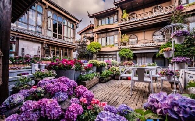 Lisiman Inn (Lijiang Art Club)