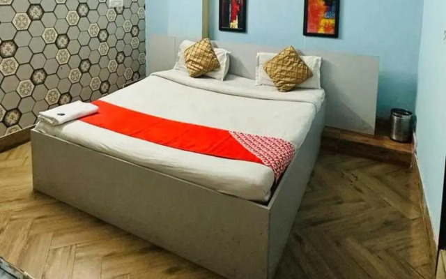 OYO HOME 80822K Cozy Stay