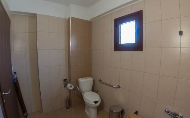 Ianthi Maisonettes