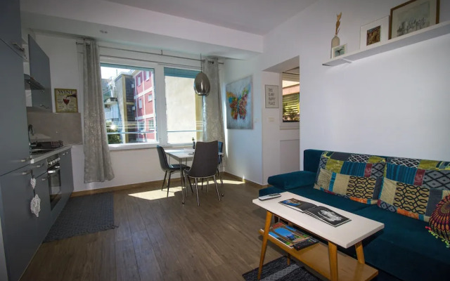 Brand New Suite next to Palace & Beach