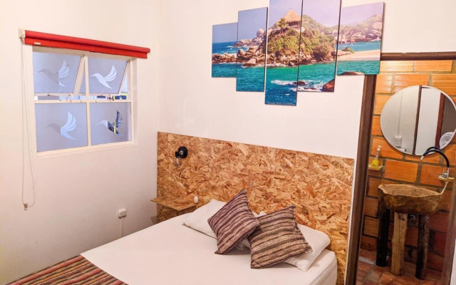 Traveler Hostel