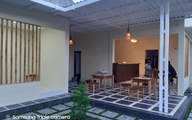 R3 Brawijaya Homestay