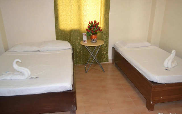 Luxor One Traveler's Inn Gensan