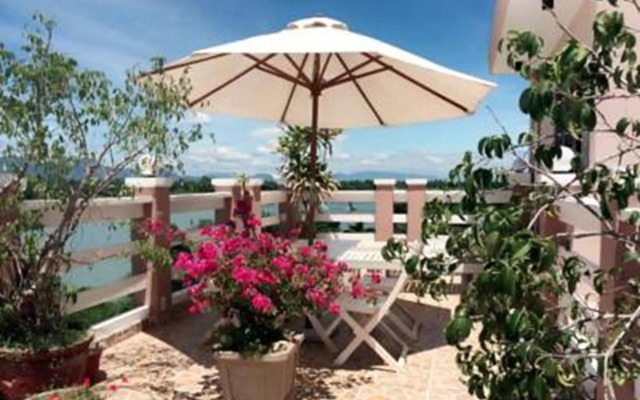 Hoi An Riverlife Homestay