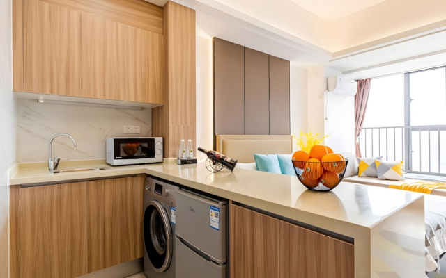 Yazhi Apartment