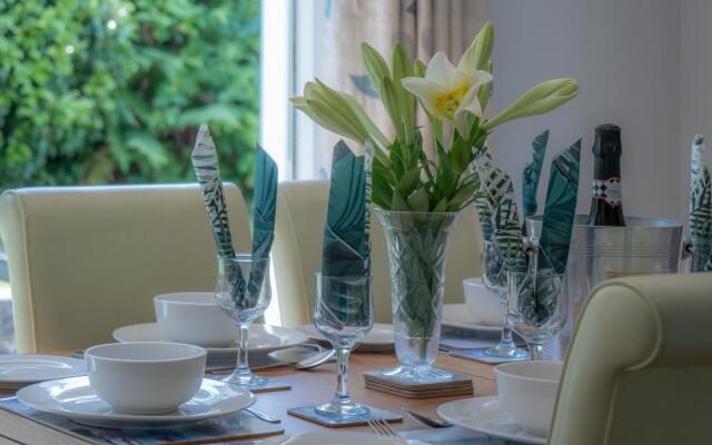 Ragged Staff - 3 Bedroom Holiday Home - Saundersfoot