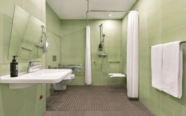 Super 8 by Wyndham Koblenz