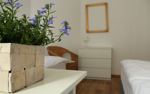 Sisters Lodge Hostel