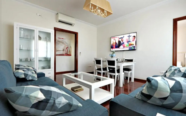 Classbedroom Fira Business Apartment