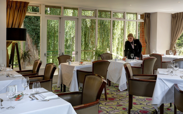 Doubletree By Hilton Reading M4 J10