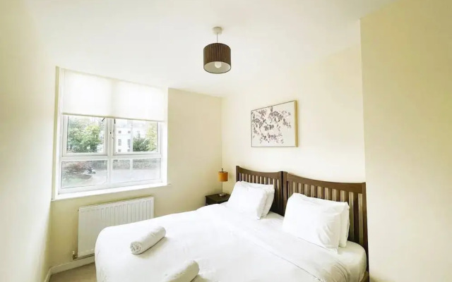 Golden Heights 7