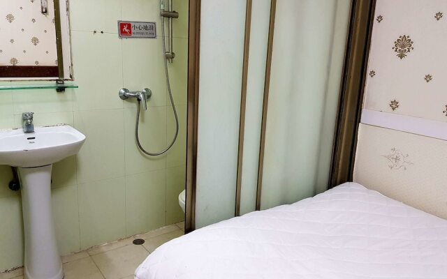 Hong Kong Astronaut's Hotel