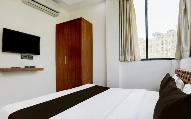 OYO 16952 Easy Stay