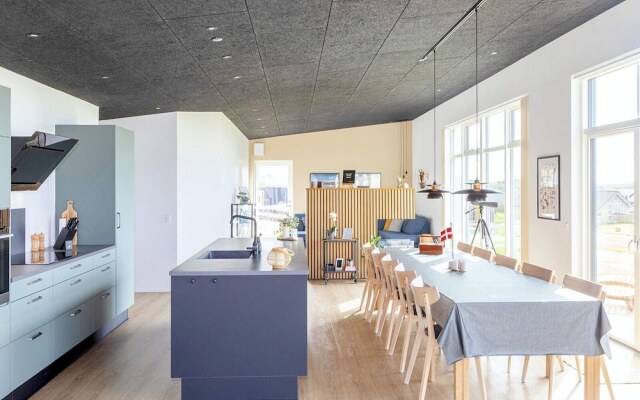 12 Person Holiday Home in Vinderup