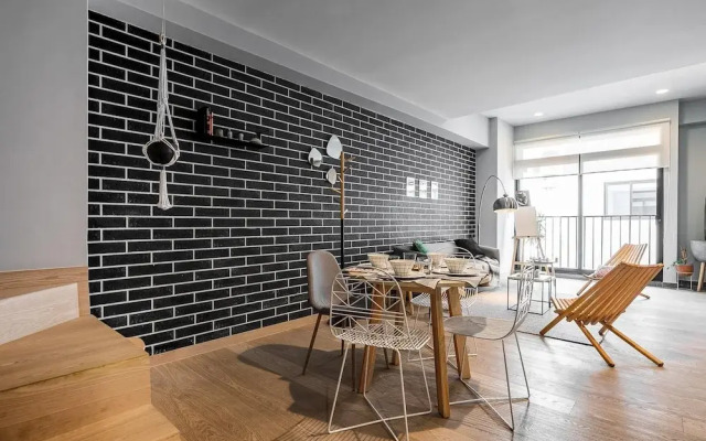 Casai Discover La Roma From a Contemporary Gem
