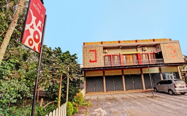 OYO 91210 Hotel J3