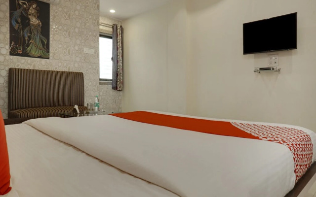 Orient Bay Inn By OYO Rooms