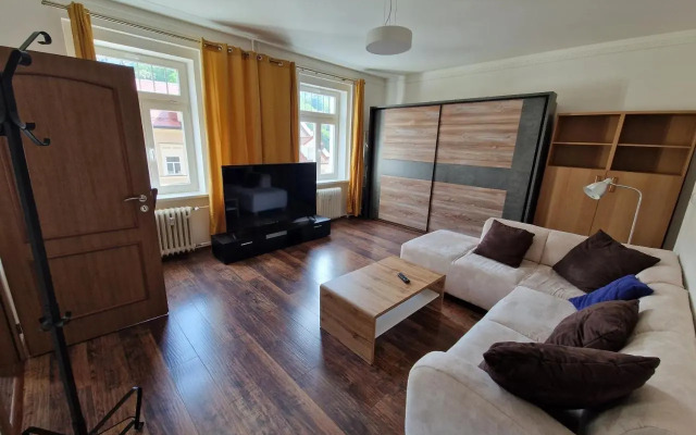 Apartmán 63m2 s balkonem v lázeňském centru