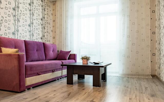 Romlex Apartments (Ромлекс) на улице Чаркова 79 корпус 2