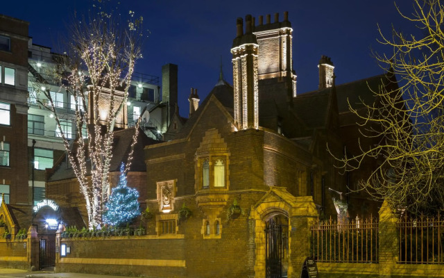 St Paul's Hotel