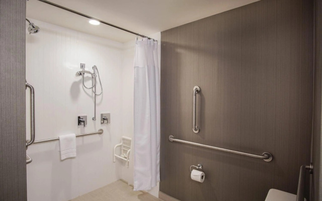 Courtyard by Marriott Lenox Berkshires