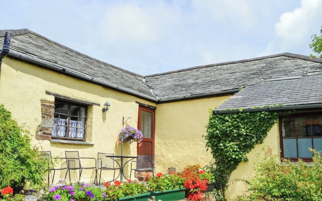 Windbury Cottage