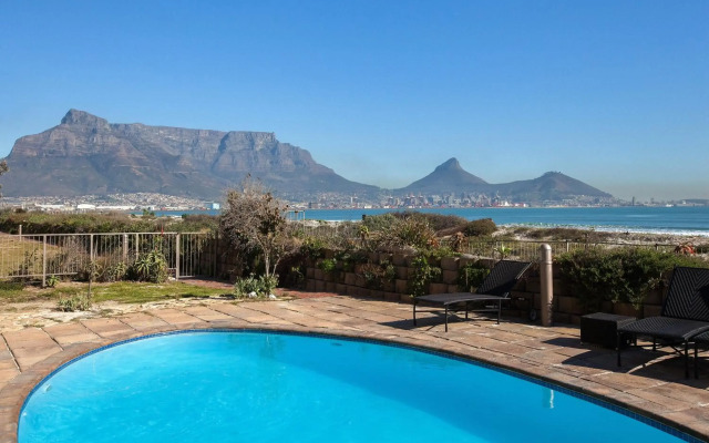 Cape Town Beachfront Apartments At Leisure Bay
