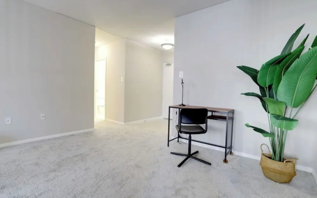 Fantastic 2BR Condo with Gym