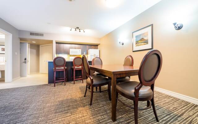 Horseshoe Valley Suites - The Azure