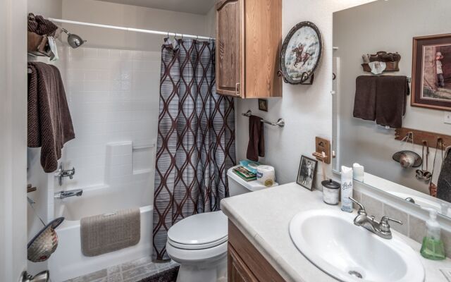 137 Gavilan Hills Road