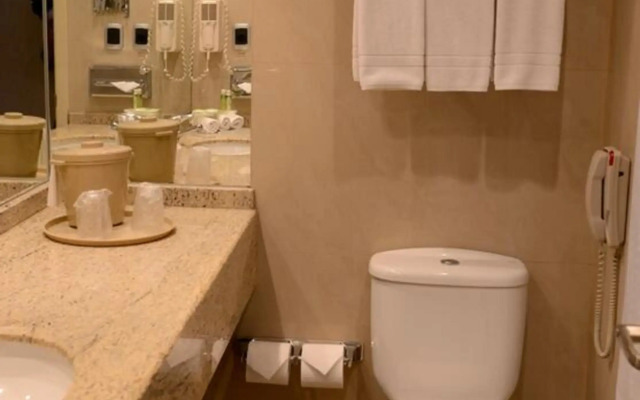 Holiday Inn Express Santiago Las Condes by IHG