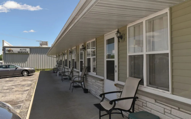 Stay Inn Motel