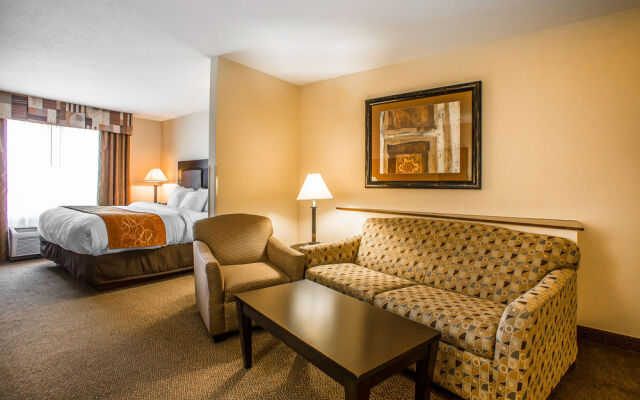 Comfort Suites Oshkosh