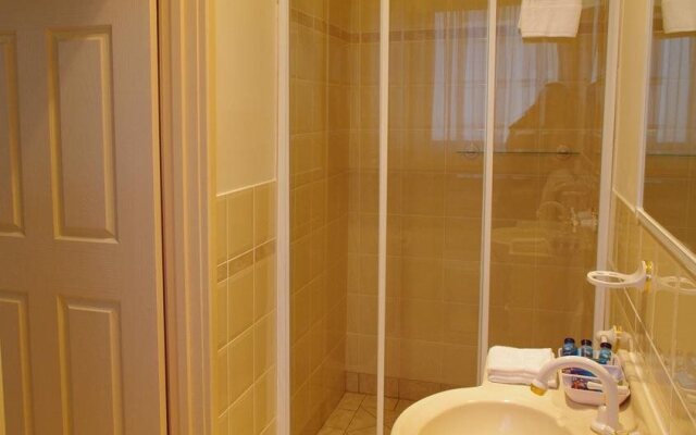 Batemans Bay Manor - Bed and Breakfast