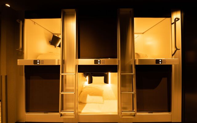 Global Cabin Yokohama Chukagai