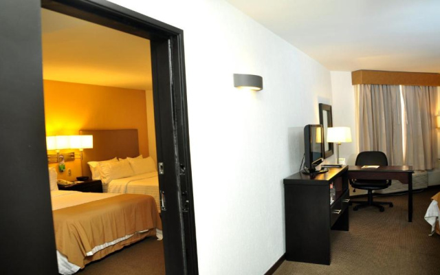 Holiday Inn Tijuana Zona Rio by IHG