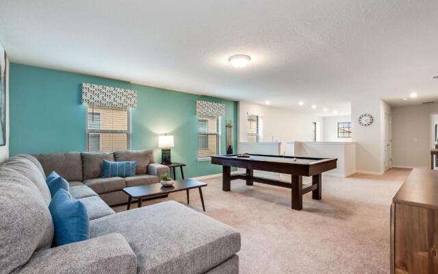 Private Pool Home w/ Spa, Game Room, BBQ & More!