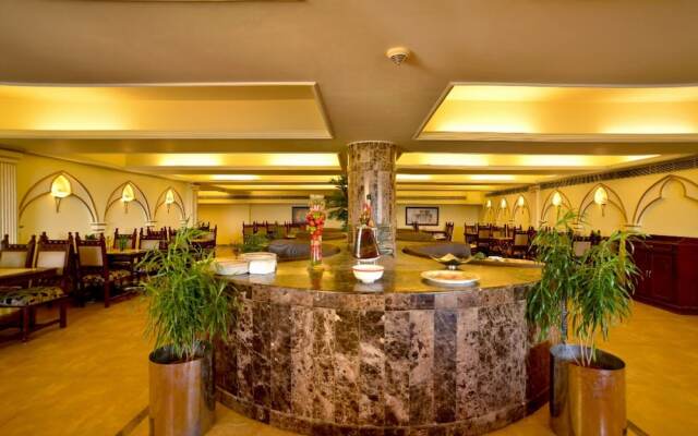 Pink Pearl and Fun City Hotel