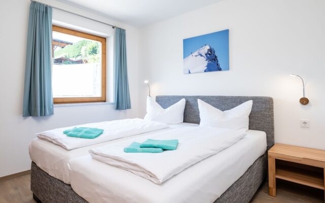 Opulent Holiday Home in Piesendorf with Sauna & Hot Tub