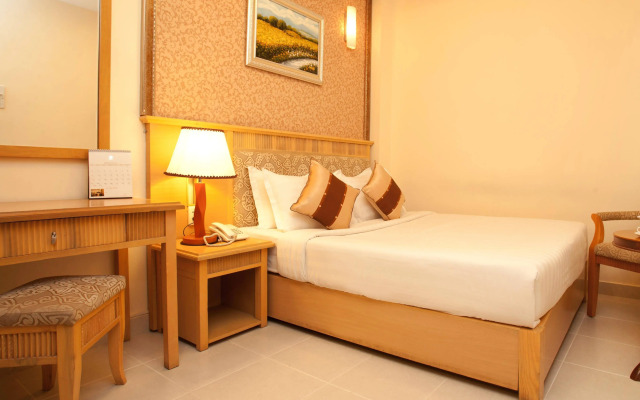 Silverland Min Hotel