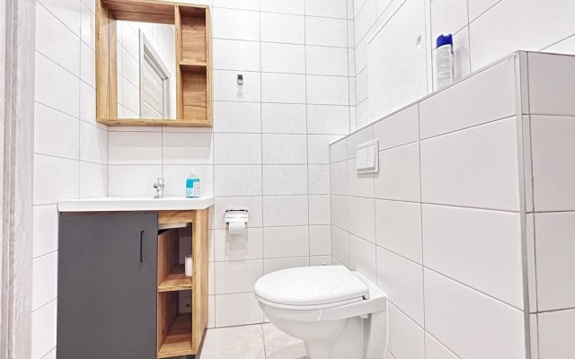 Studio apartment near Lesoparkovaya metro station