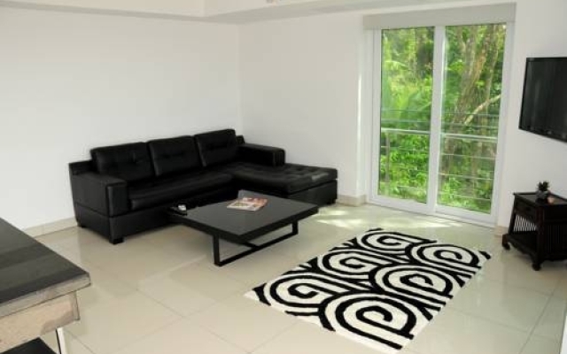 Kata Hill Seaview Apartment