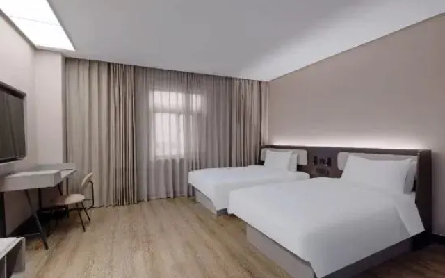 HanTing Hotel (Hechuan Caifu Plaza)
