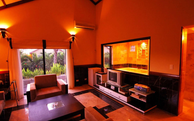 Mariana Resort & Spa
