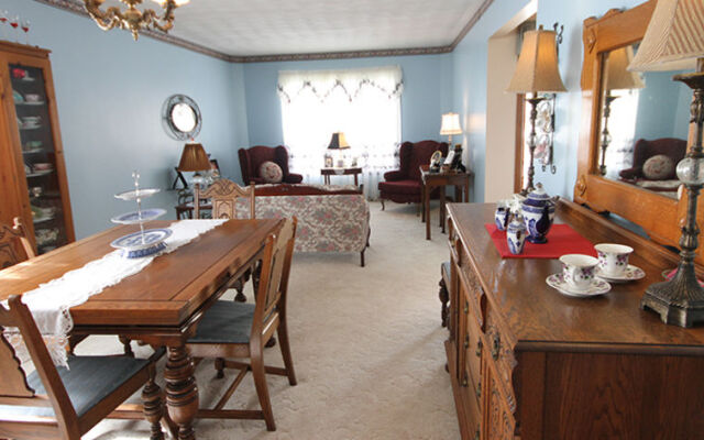 Rose Court Bed & Breakfast