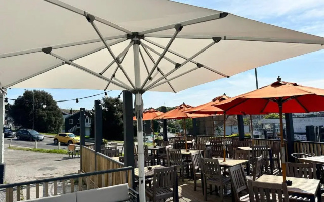Downs Hotel