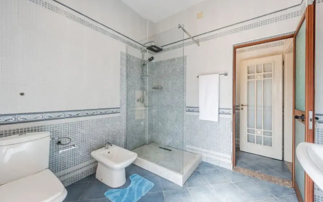 The Old-clock Apartment