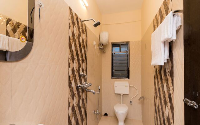 OYO 8812 White Palace Hotel & Resort New Alipore